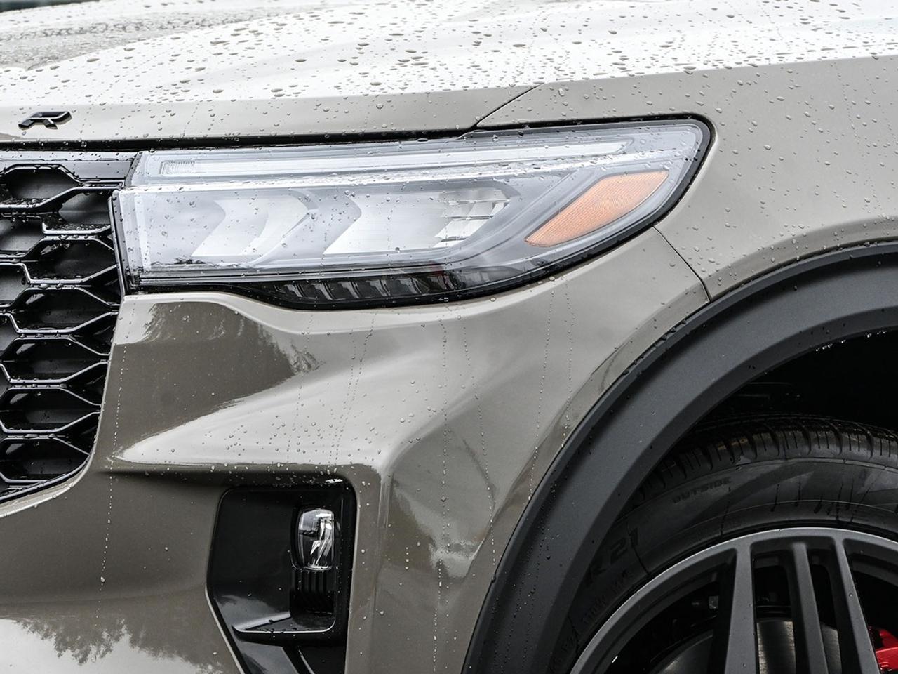 2027 Ford Explorer ST-Line Photo