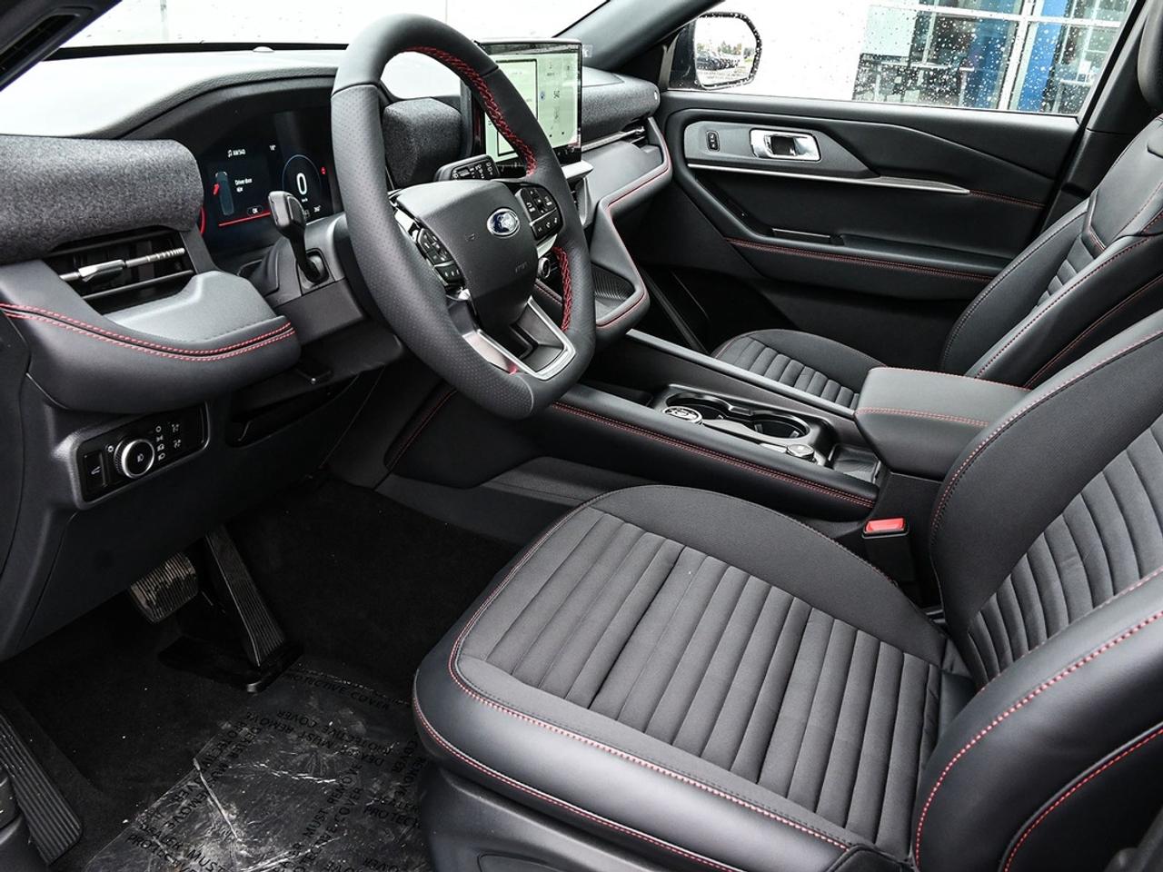 2027 Ford Explorer ST-Line Photo