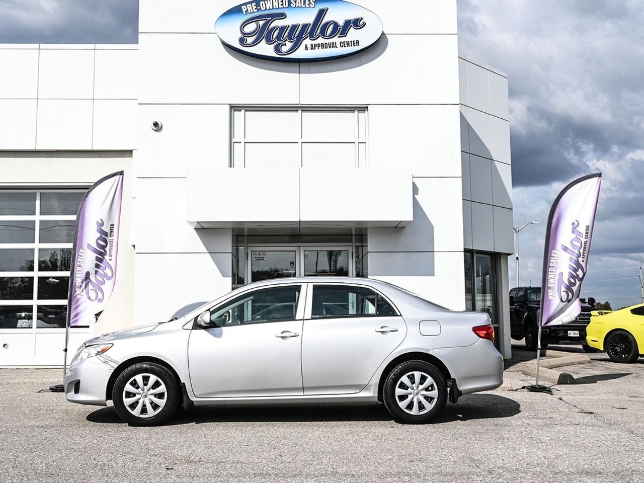 2010 Toyota Corolla CE Photo