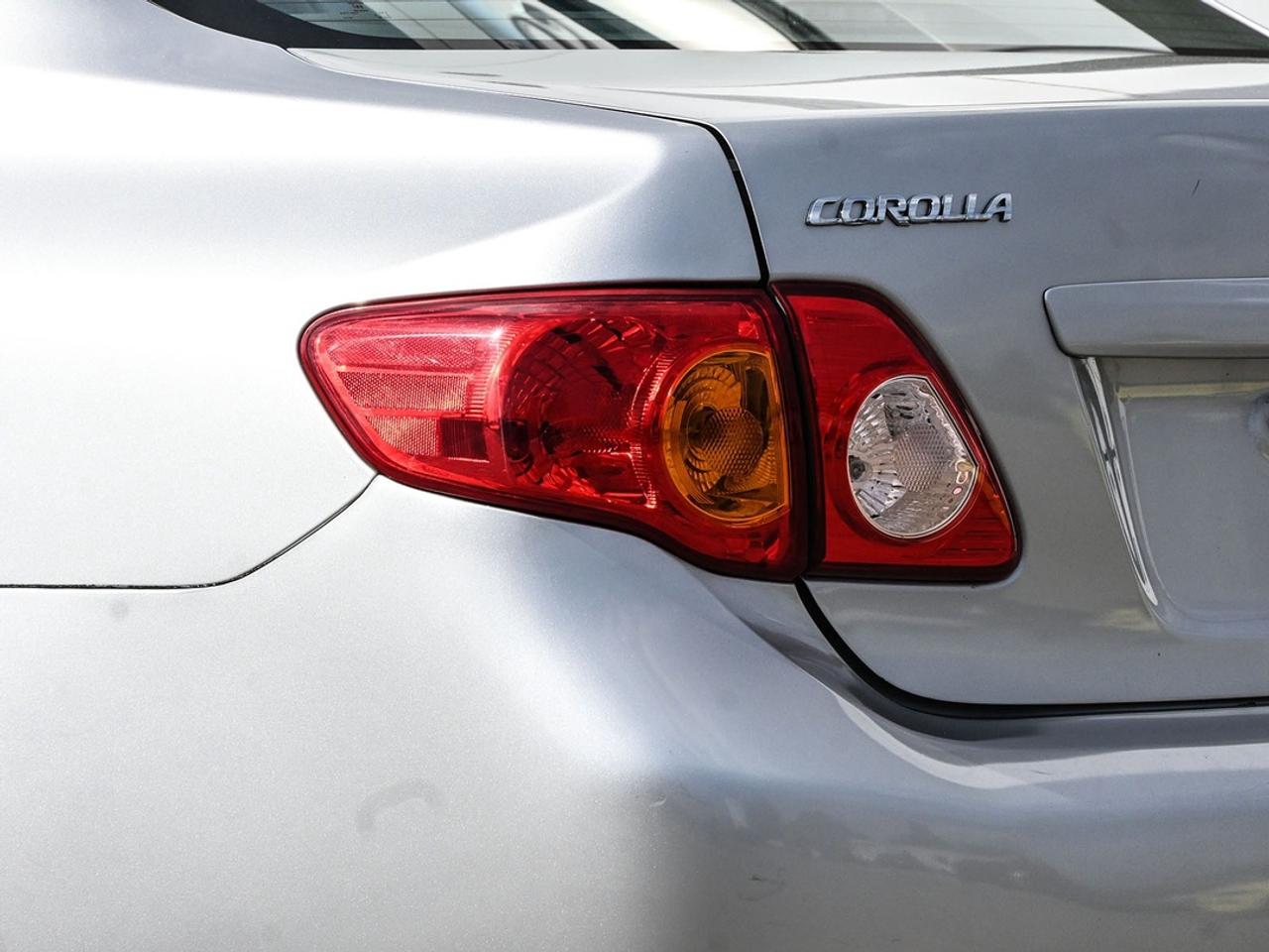 2010 Toyota Corolla CE Photo