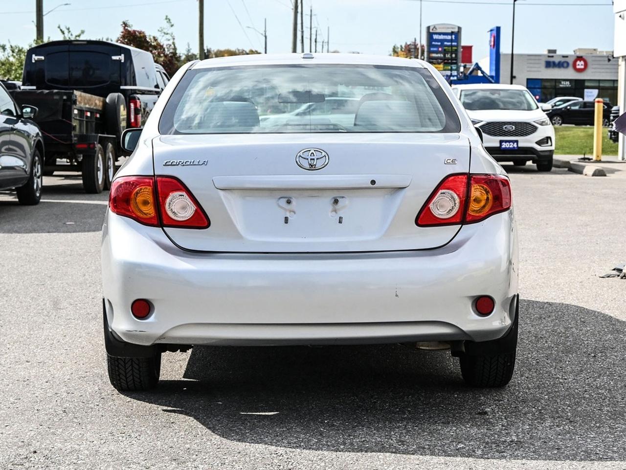 2010 Toyota Corolla CE Photo