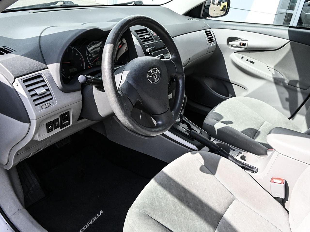 2010 Toyota Corolla CE Photo