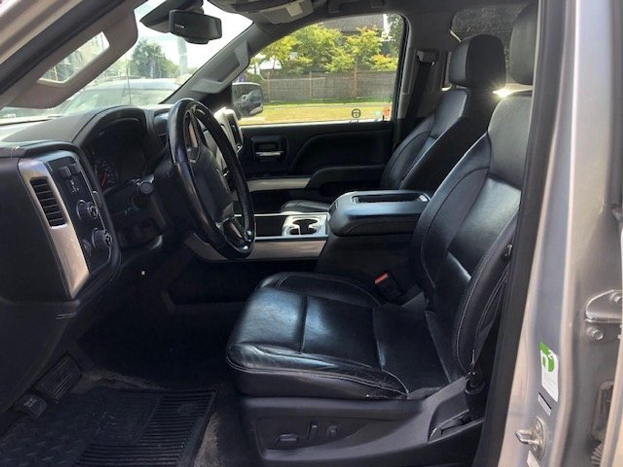 2018 Chevrolet Silverado 1500 LTZ crew cab 6.5 foot bed no accidents Photo
