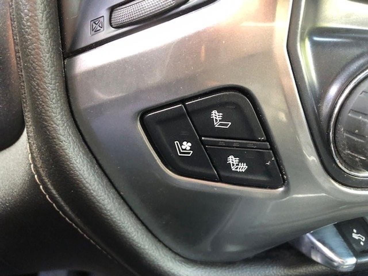 2018 Chevrolet Silverado 1500 LTZ crew cab 6.5 foot bed no accidents Photo