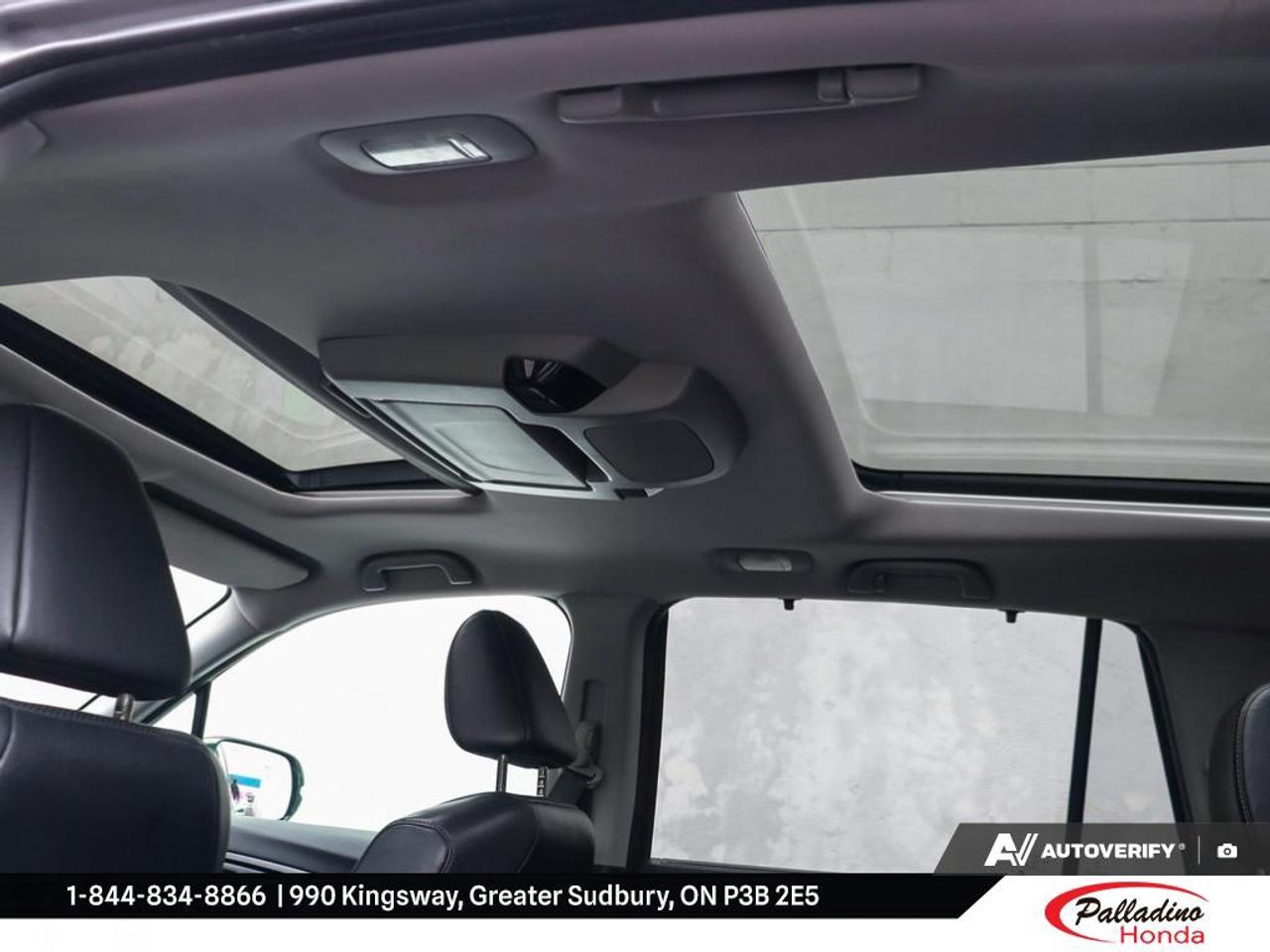 2020 Honda Pilot Touring 7-Passenger Photo