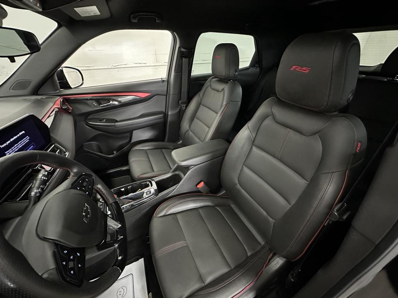 2025 Chevrolet TrailBlazer RS/AWD/LEATHER/1 OWNER LEASE RETURN! Photo
