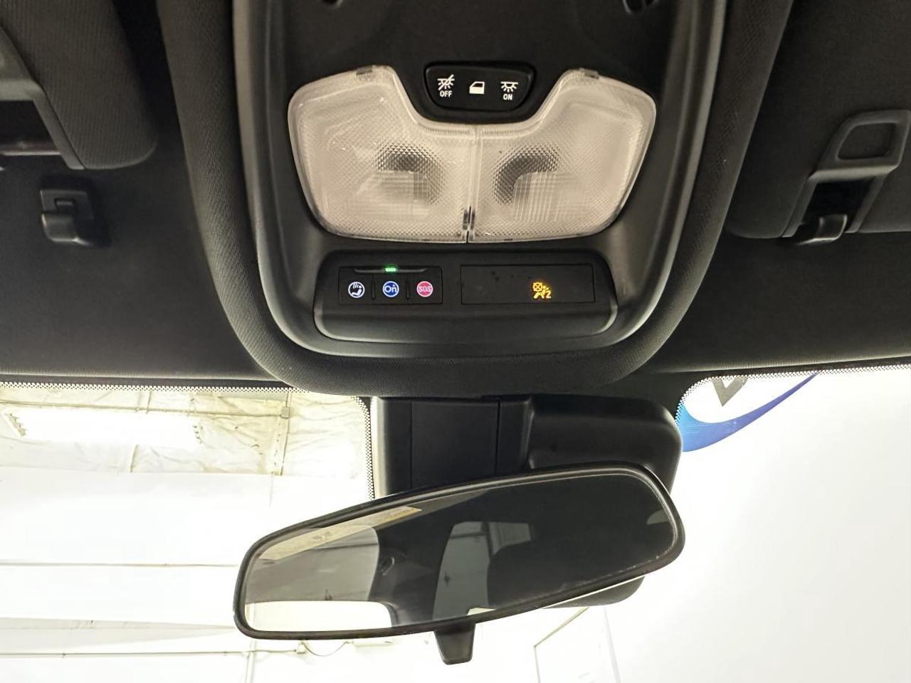 2025 Chevrolet TrailBlazer RS/AWD/LEATHER/1 OWNER LEASE RETURN! Photo
