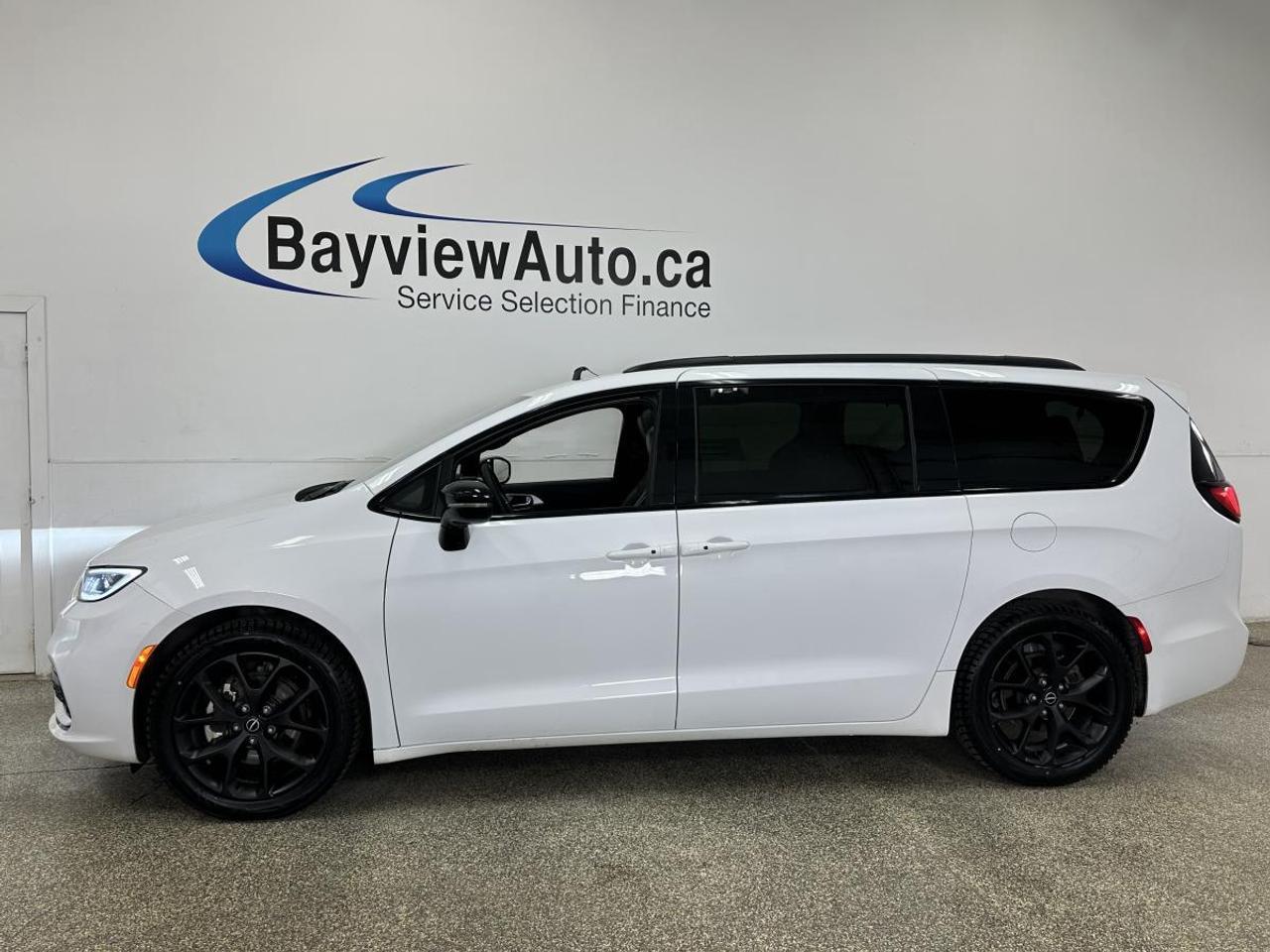 2025 Chrysler Pacifica Limited LIMITED/PANOROOF/LEATHER/ADAPTIVE CRUISE/MORE! Photo