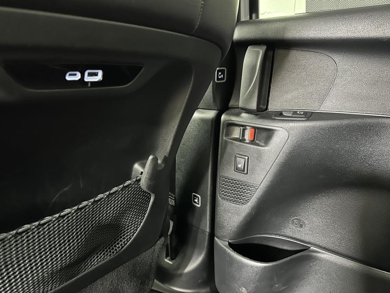 2025 Chrysler Pacifica Limited LIMITED/PANOROOF/LEATHER/ADAPTIVE CRUISE/MORE! Photo