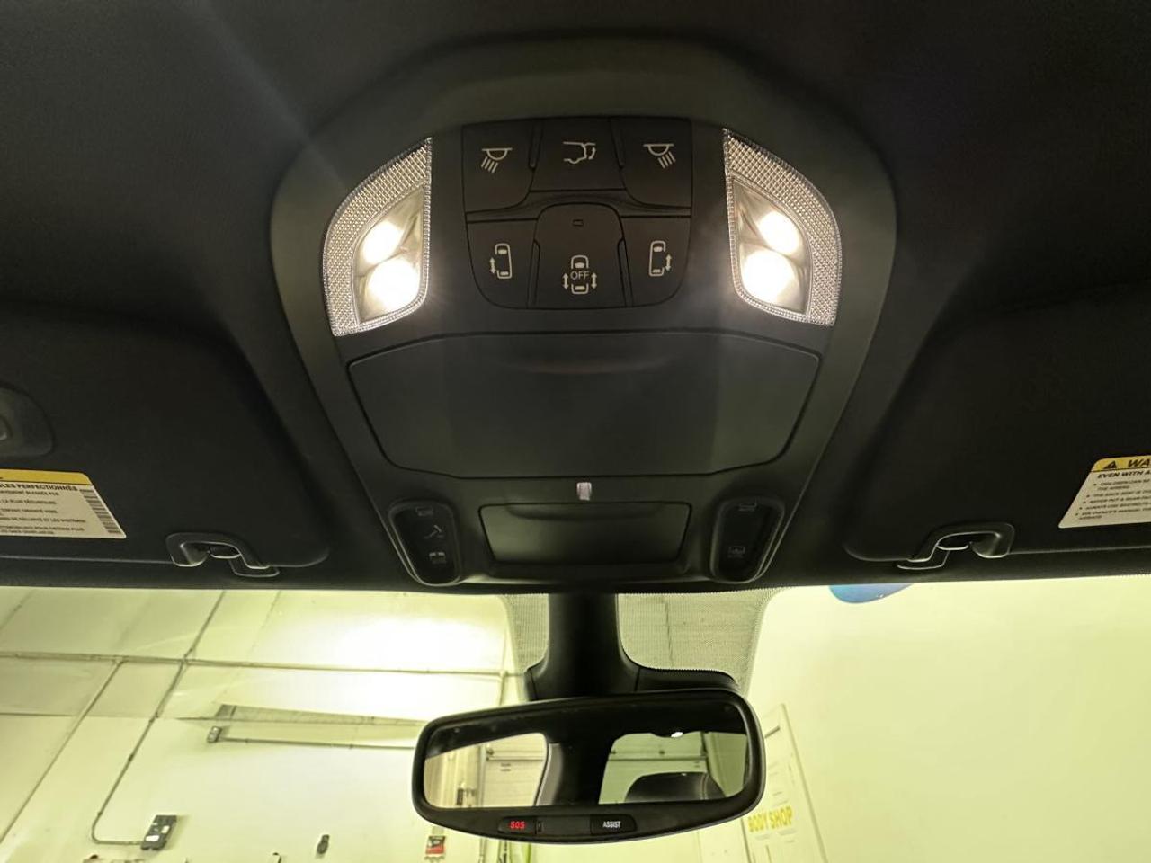 2025 Chrysler Pacifica Limited LIMITED/PANOROOF/LEATHER/ADAPTIVE CRUISE/MORE! Photo