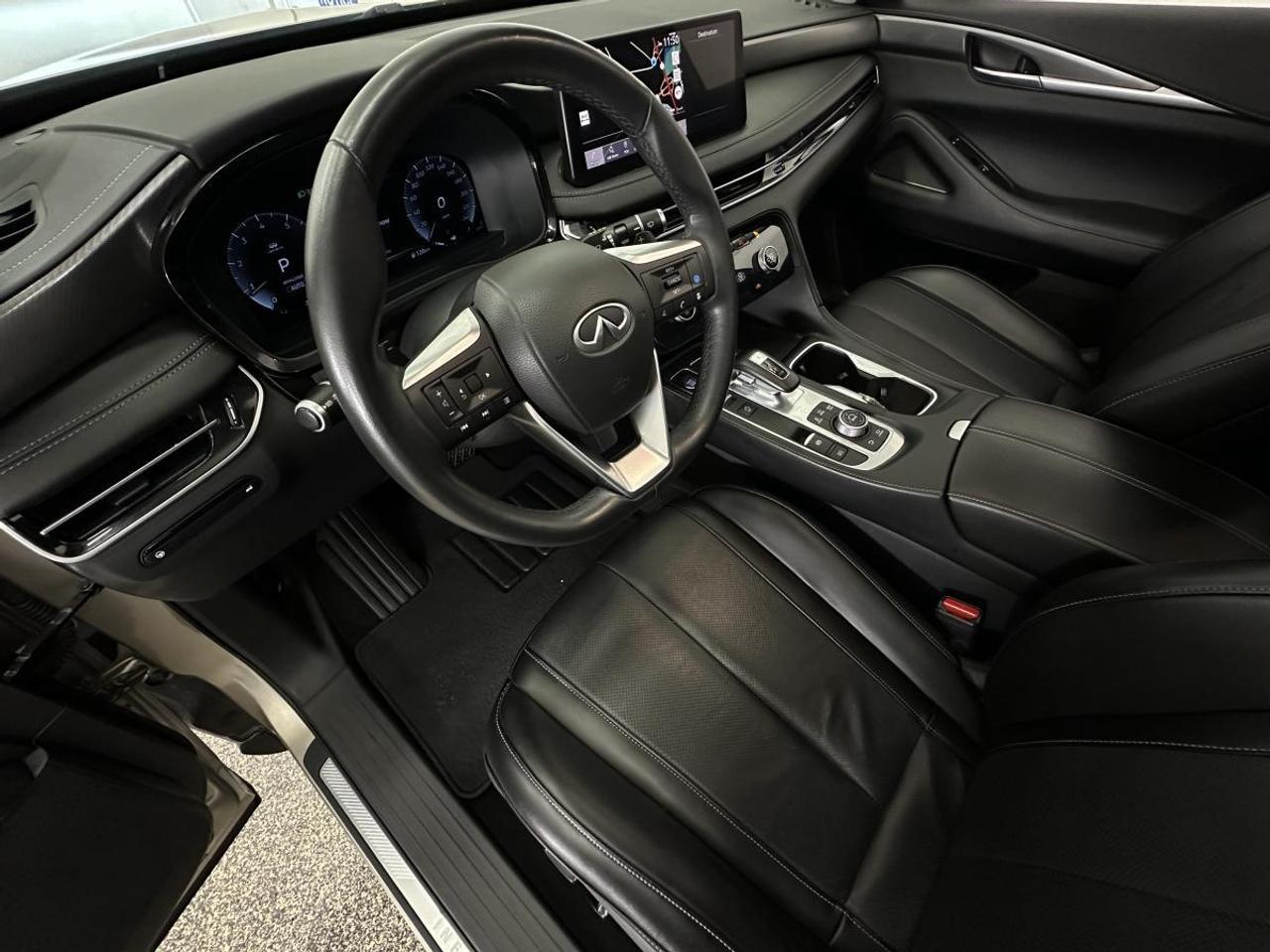 2024 Infiniti QX60 Luxe LUXURY/AWD/PANOROOF/NAVI/LEATHER/OFF LEASE! Photo