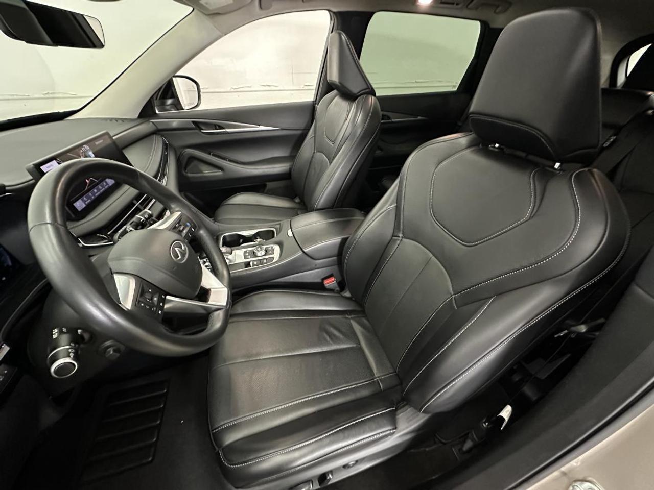 2024 Infiniti QX60 Luxe LUXURY/AWD/PANOROOF/NAVI/LEATHER/OFF LEASE! Photo