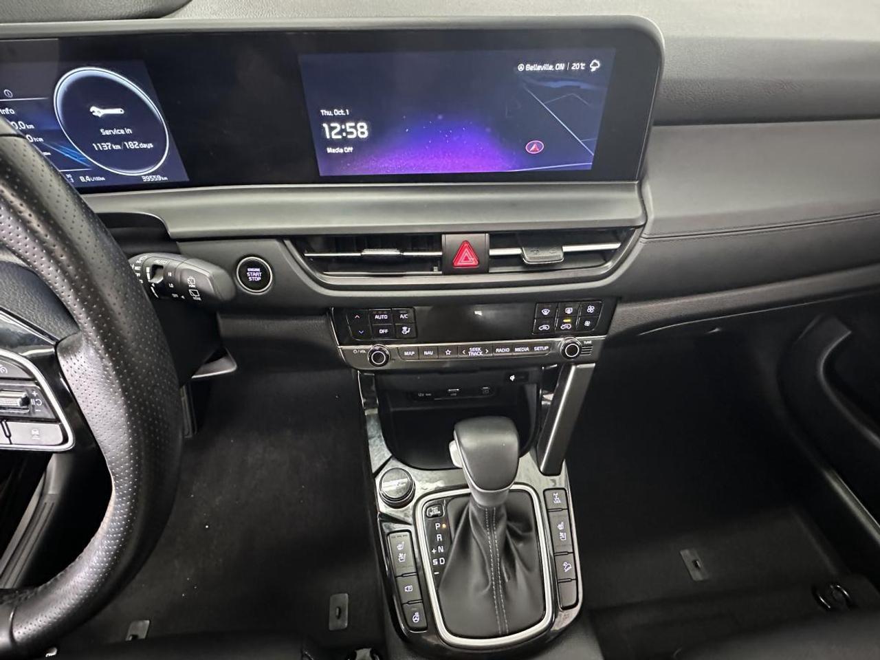 2024 Kia Seltos SX w/Black Interior SX/AWD/NAVI/LEATHER/ROOF/MORE/1 OWNER LEASE RETURN! Photo