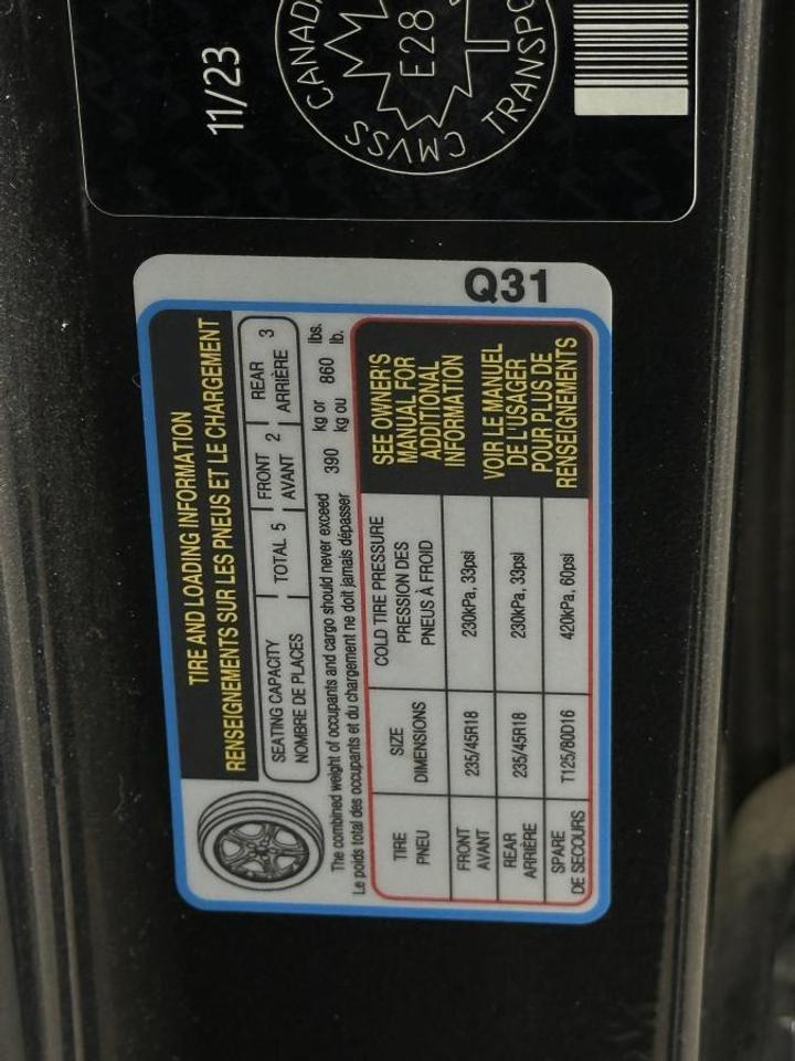 2024 Kia Seltos SX w/Black Interior SX/AWD/NAVI/LEATHER/ROOF/MORE/1 OWNER LEASE RETURN! Photo