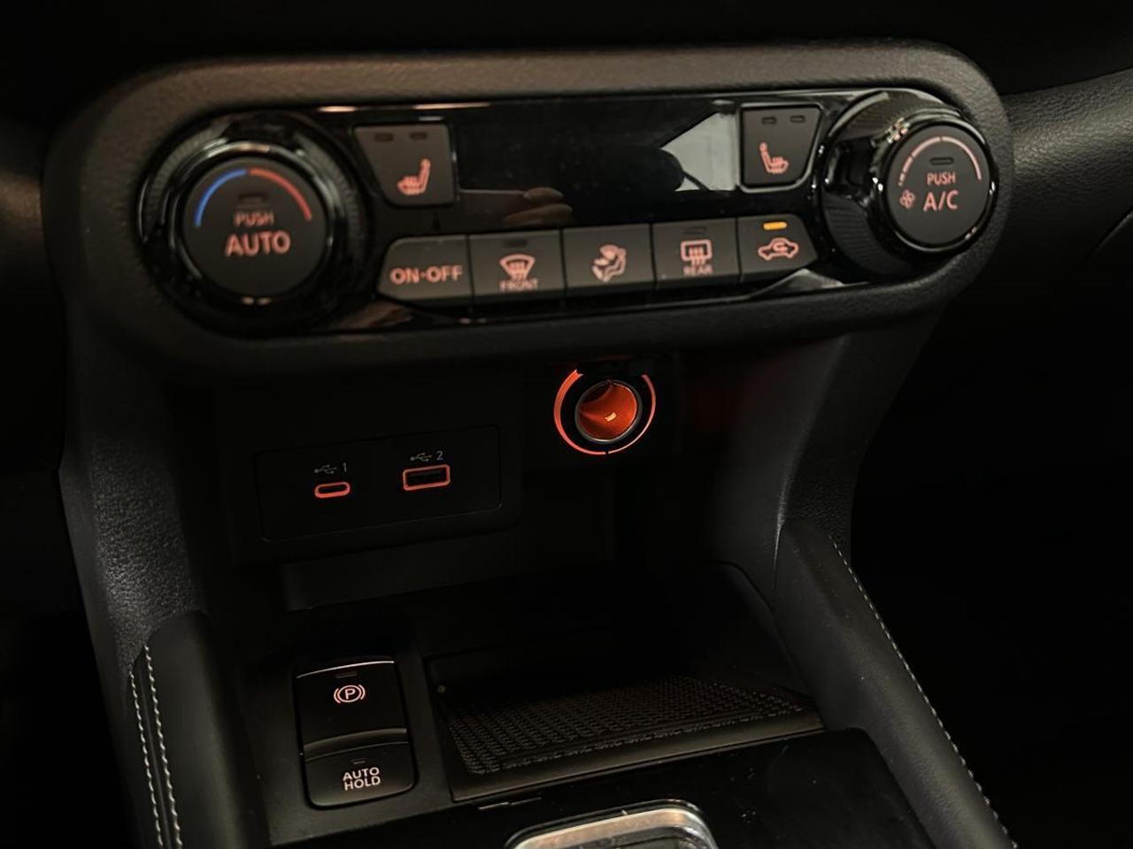 2025 Nissan Kicks Play SV/20KM/AUTO/AC/POWER GROUP/ALLOYS! Photo