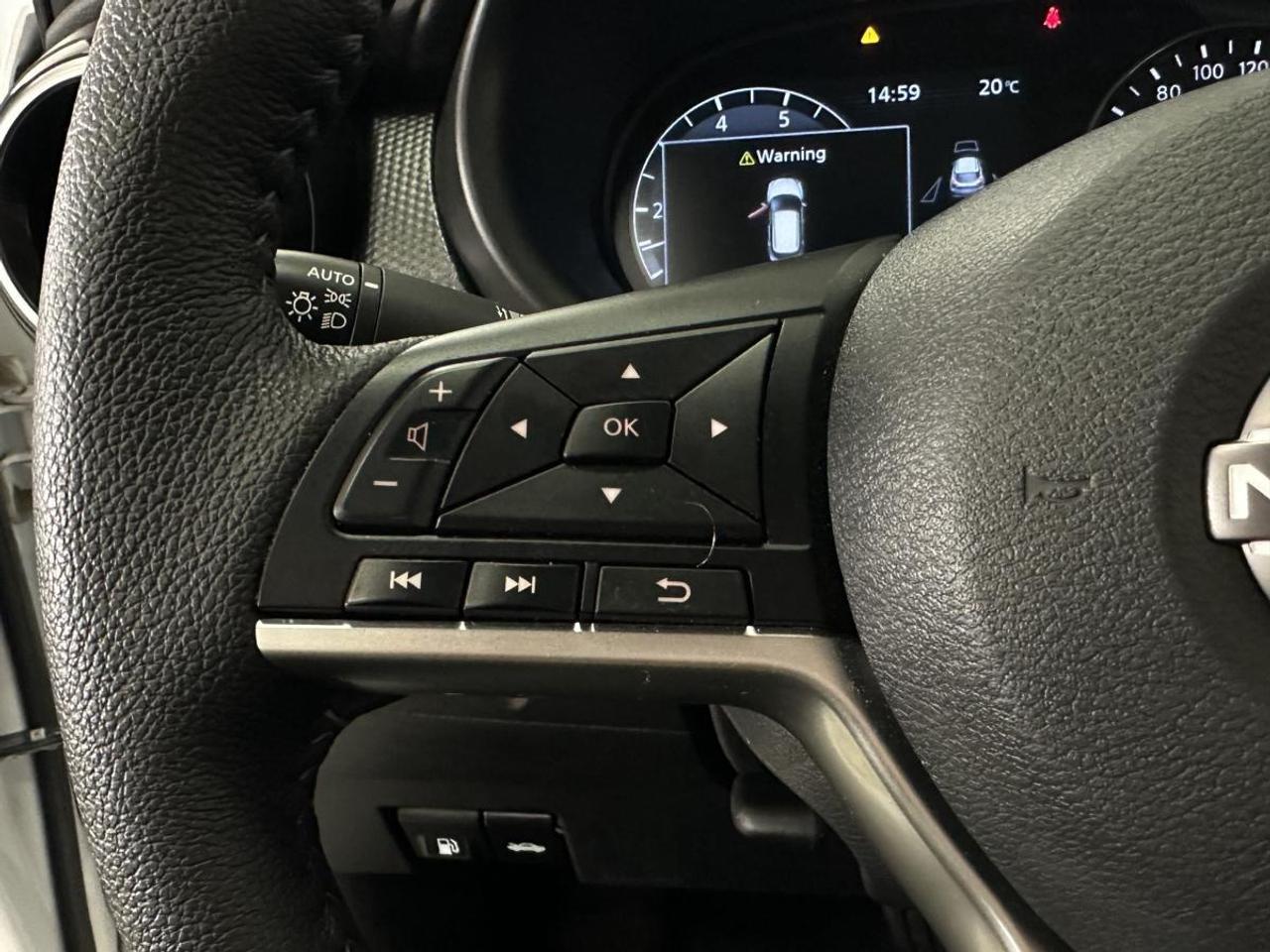 2025 Nissan Kicks Play SV/20KM/AUTO/AC/POWER GROUP/ALLOYS! Photo