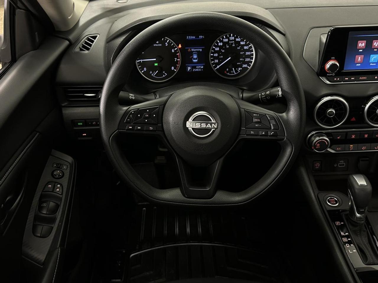 2024 Nissan Sentra S Plus S PLUS/AUTO/22KM/OFF NISSAN LEASE! Photo