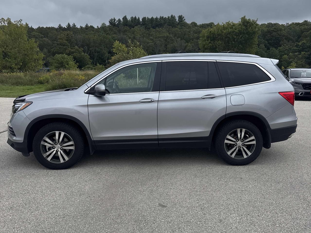 2017 Honda Pilot EX-L 8 PASS. - Photo #1