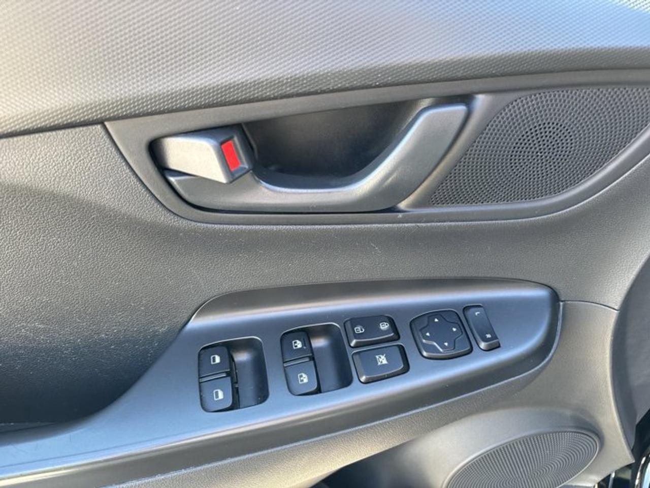 2023 Hyundai KONA Preferred AWD | No Accidents | Heated Steering Photo