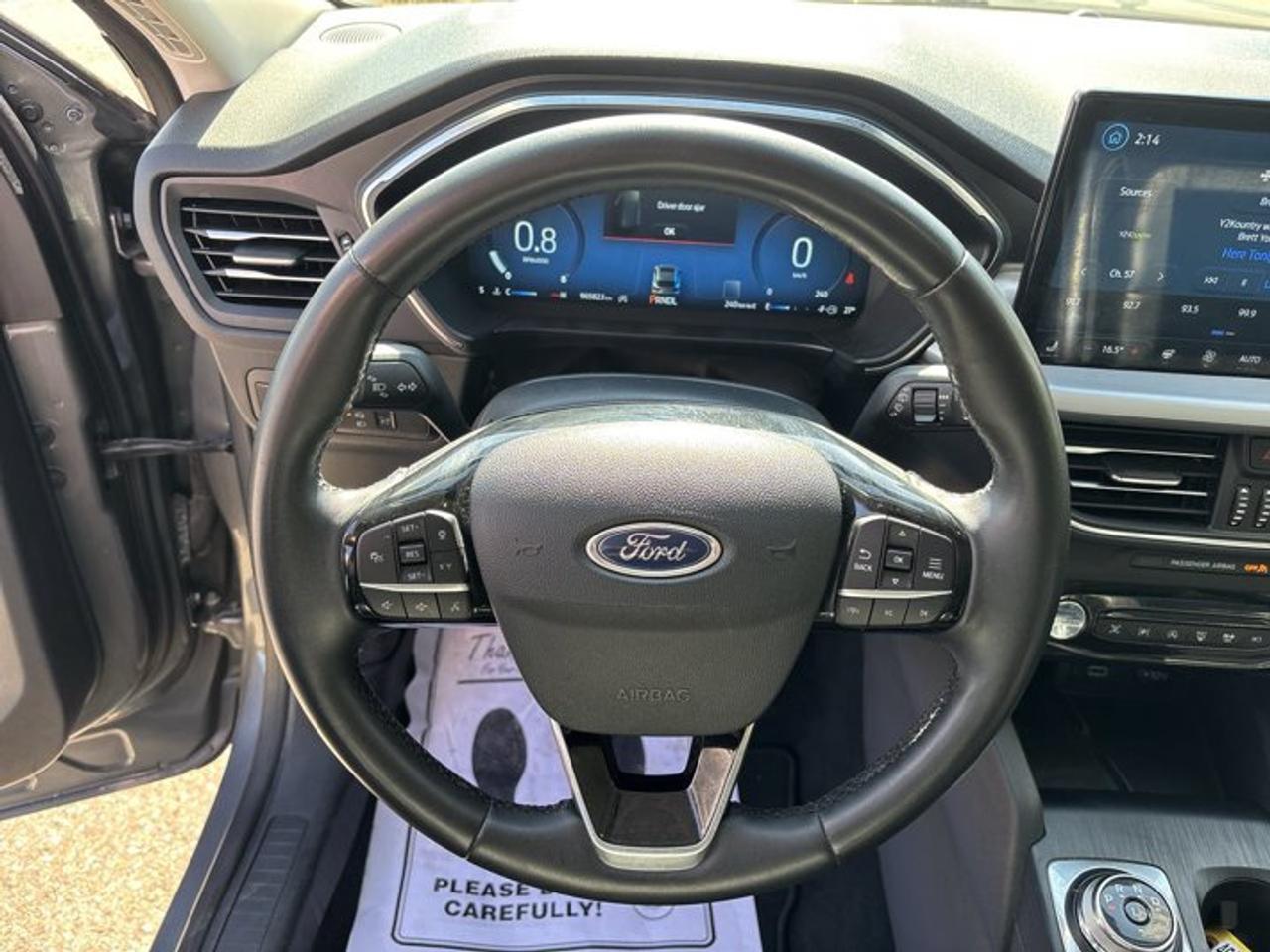 2023 Ford Escape Platinum AWD | No Accidents | Leather Seats Photo