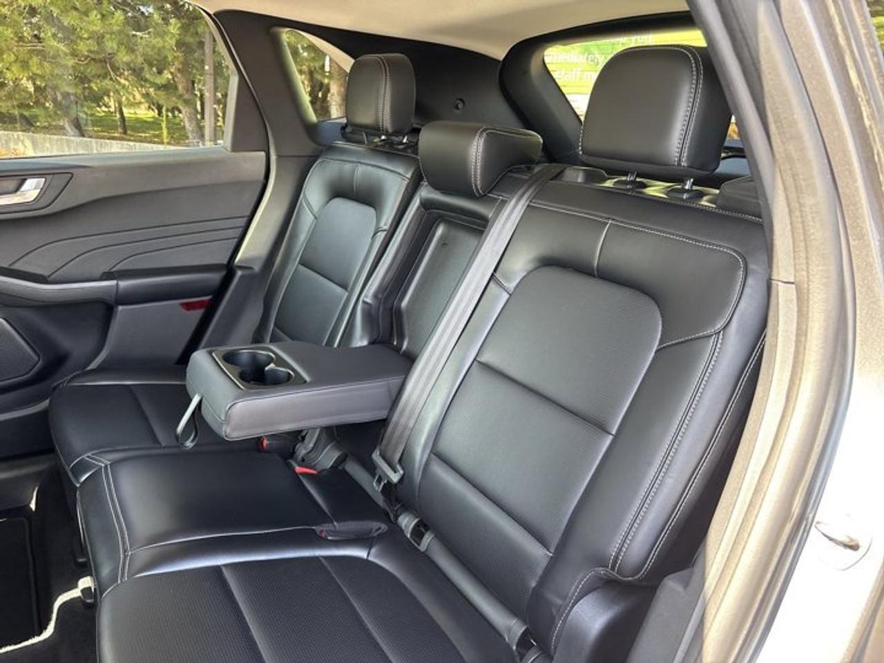 2023 Ford Escape Platinum AWD | No Accidents | Leather Seats Photo