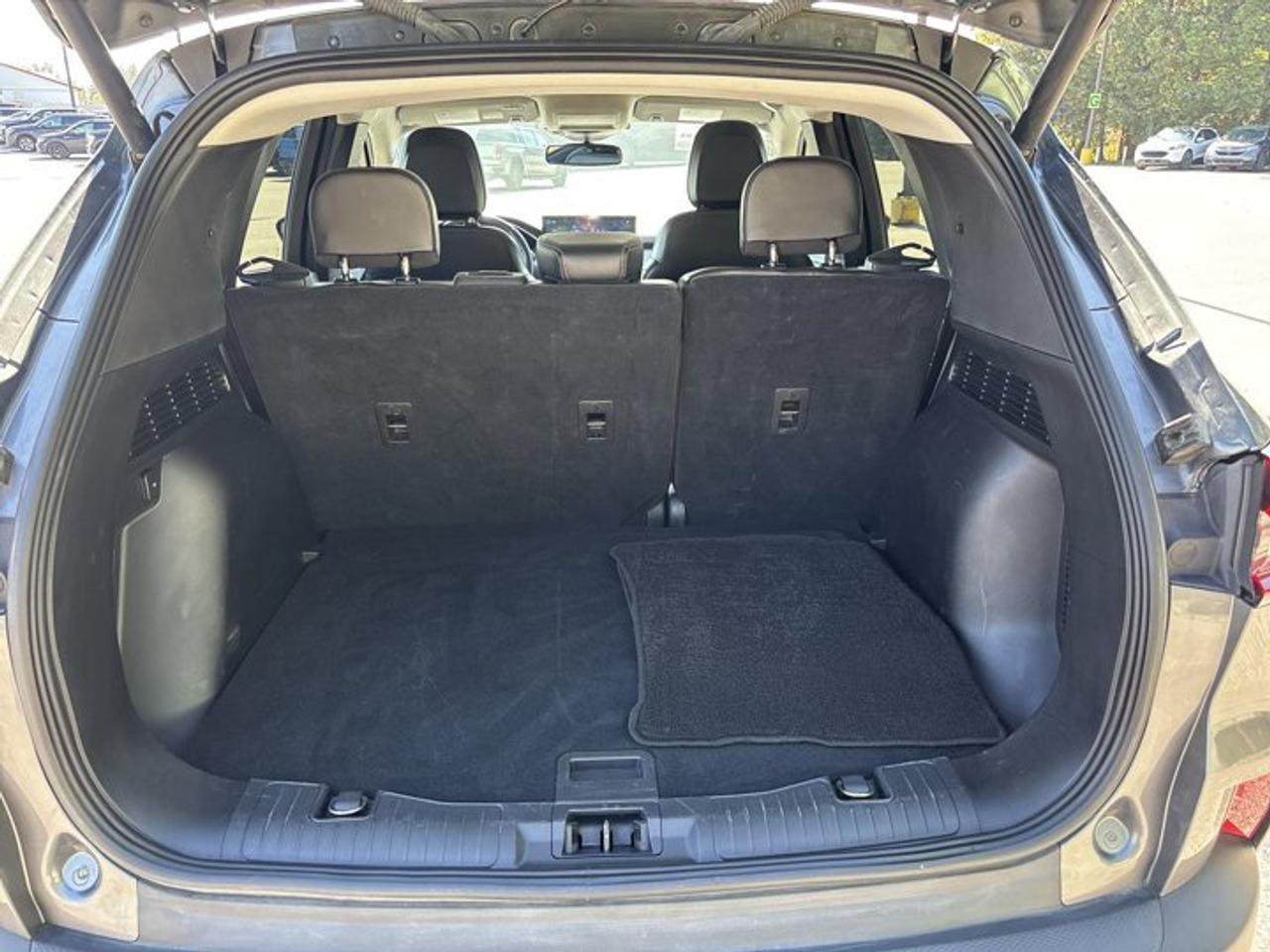 2023 Ford Escape Platinum AWD | No Accidents | Leather Seats Photo