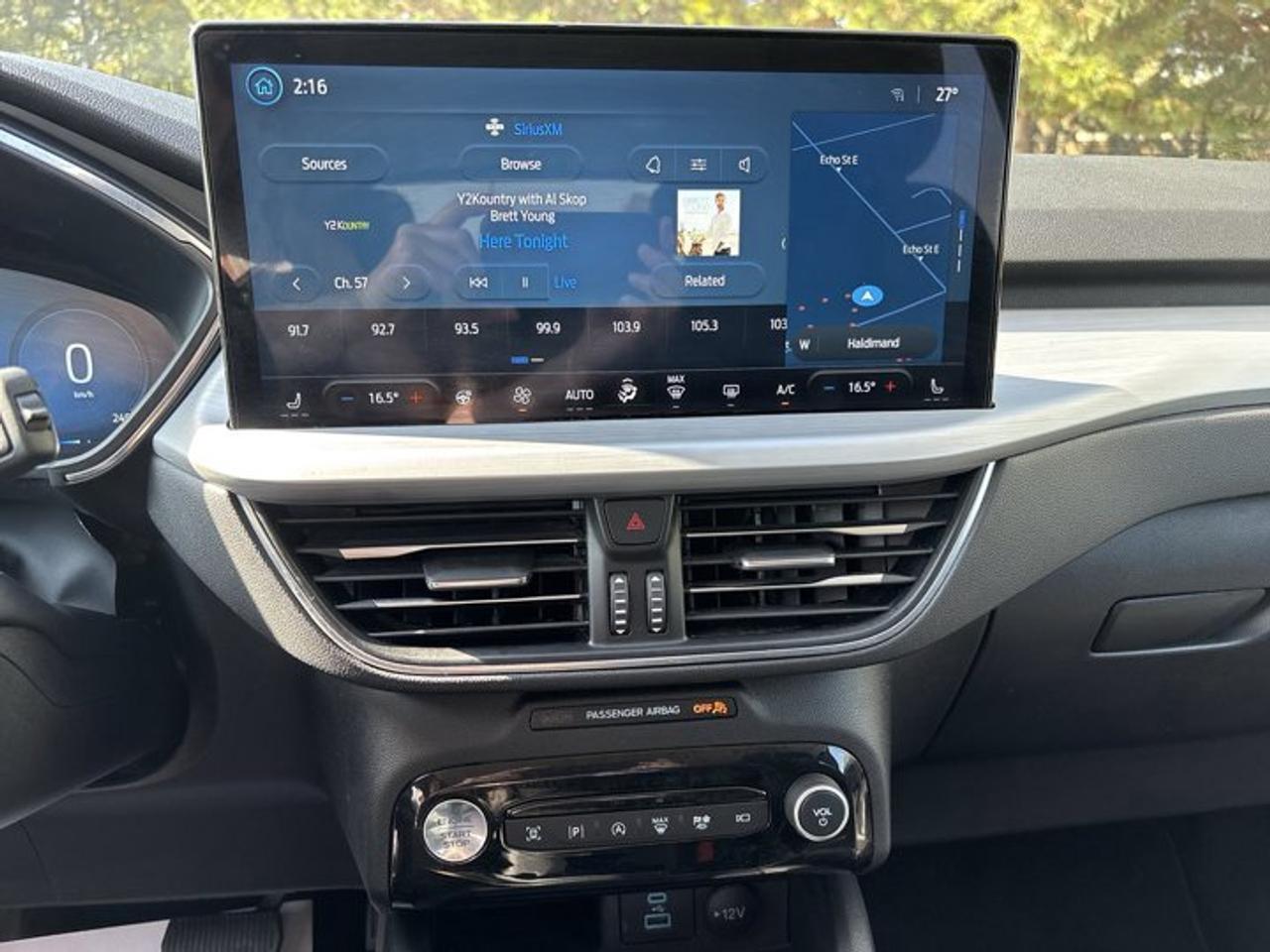 2023 Ford Escape Platinum AWD | No Accidents | Leather Seats Photo