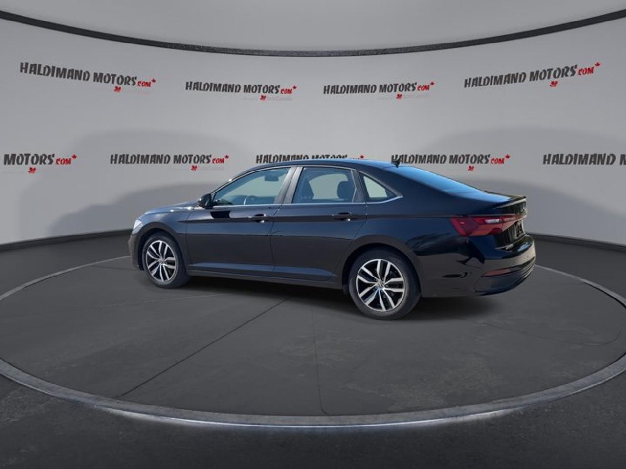 2025 Volkswagen Jetta Comfortline 2WD | No Accidents | Heated Steering Photo
