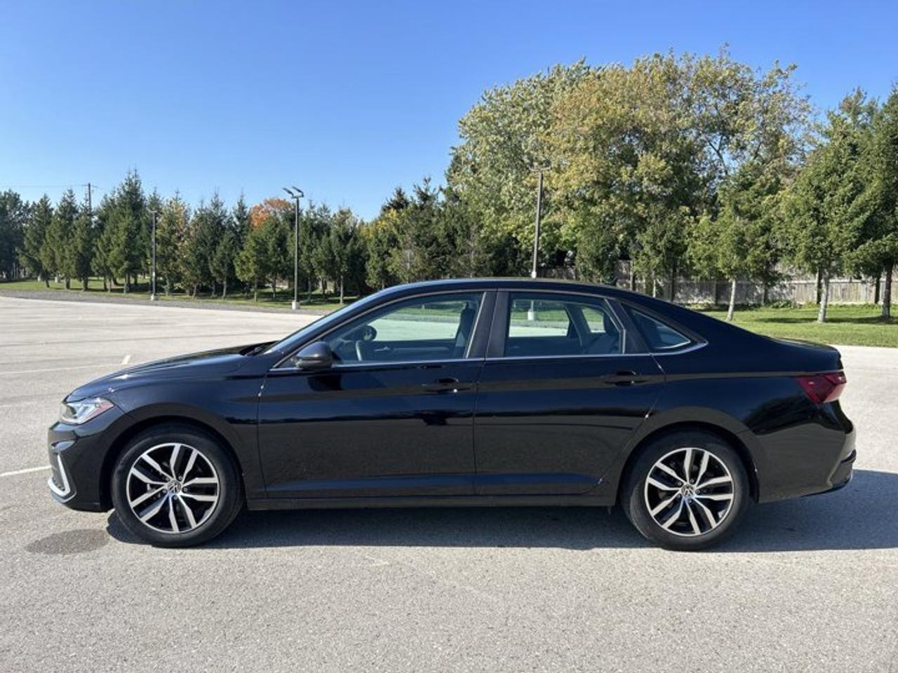 2025 Volkswagen Jetta Comfortline 2WD | No Accidents | Heated Steering Photo