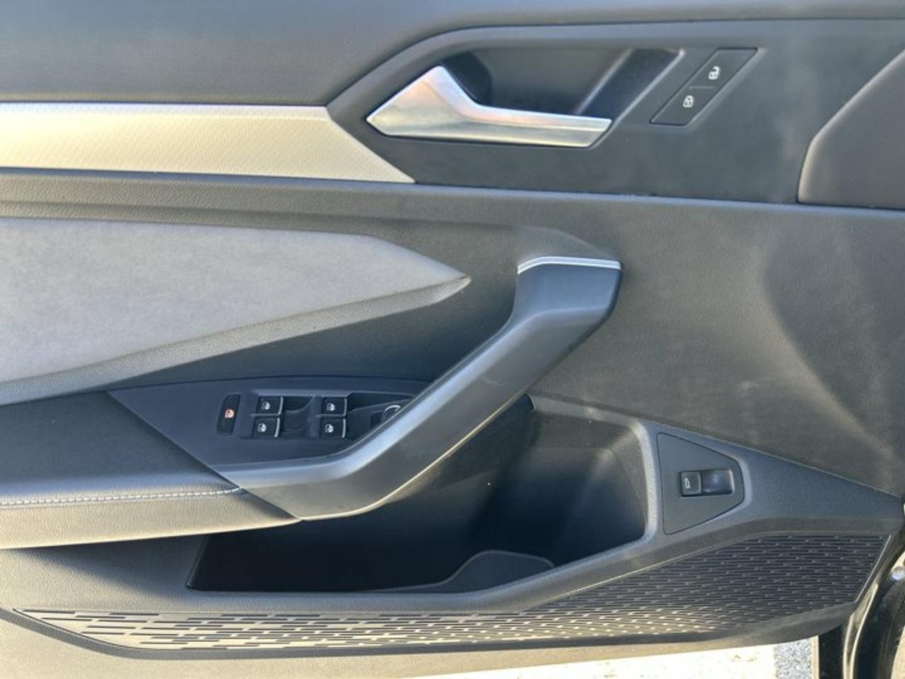 2025 Volkswagen Jetta Comfortline 2WD | No Accidents | Heated Steering Photo