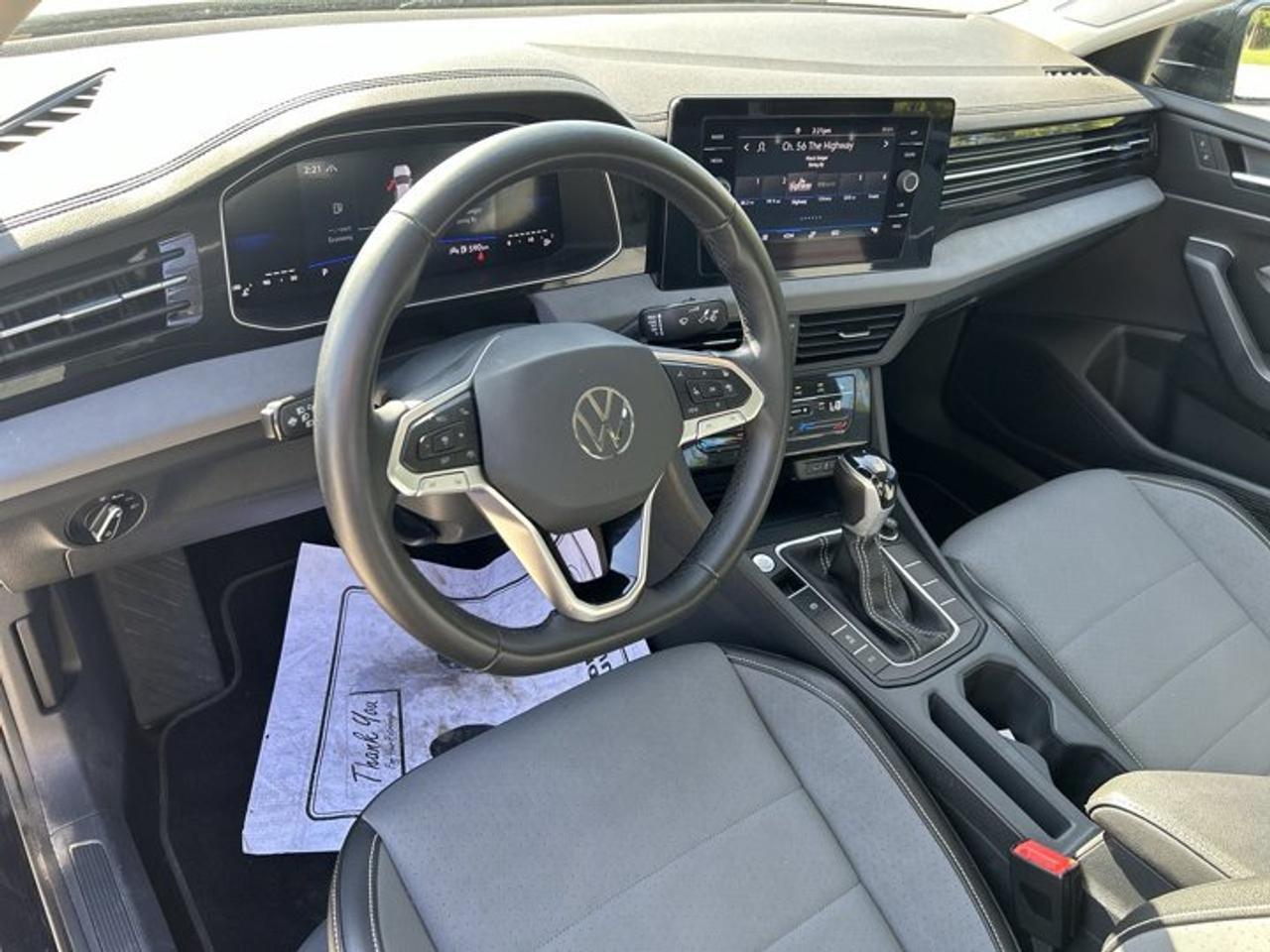 2025 Volkswagen Jetta Comfortline 2WD | No Accidents | Heated Steering Photo