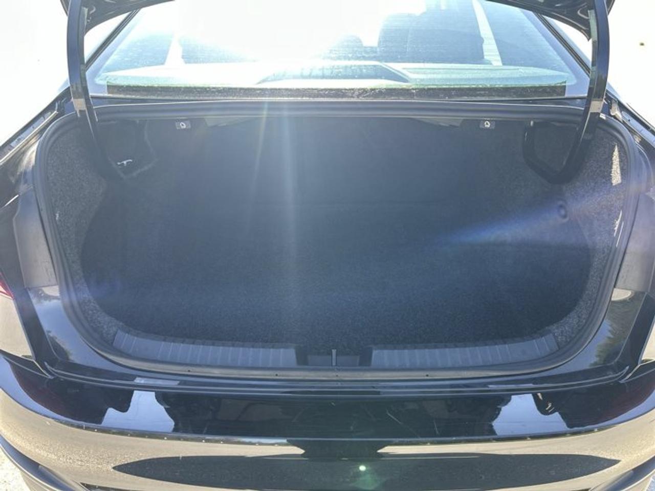 2025 Volkswagen Jetta Comfortline 2WD | No Accidents | Heated Steering Photo