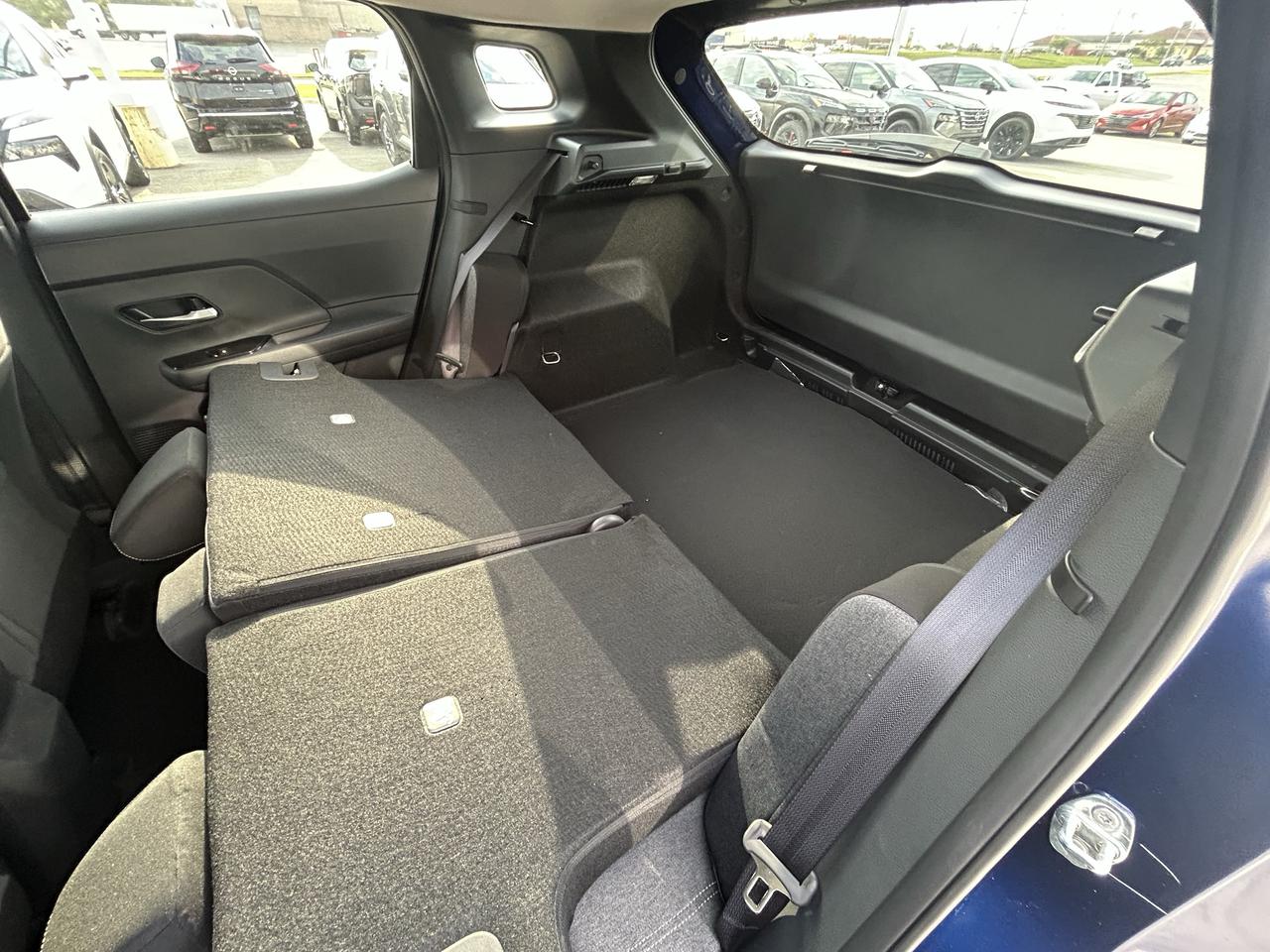 2027 Nissan Kicks SV FWD Photo