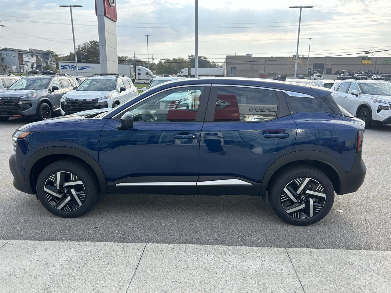 2027 Nissan Kicks SV FWD Photo2