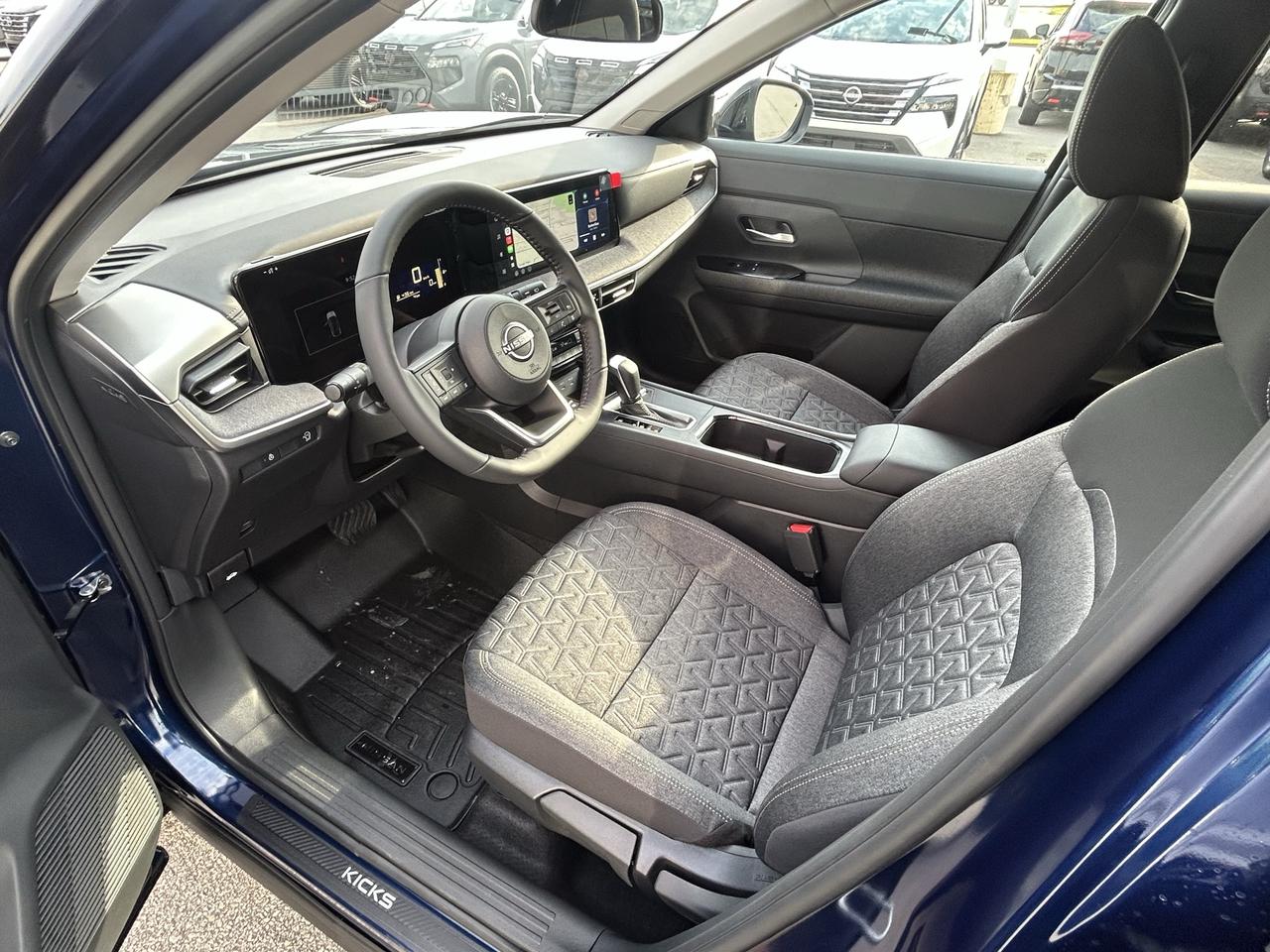 2027 Nissan Kicks SV FWD Photo