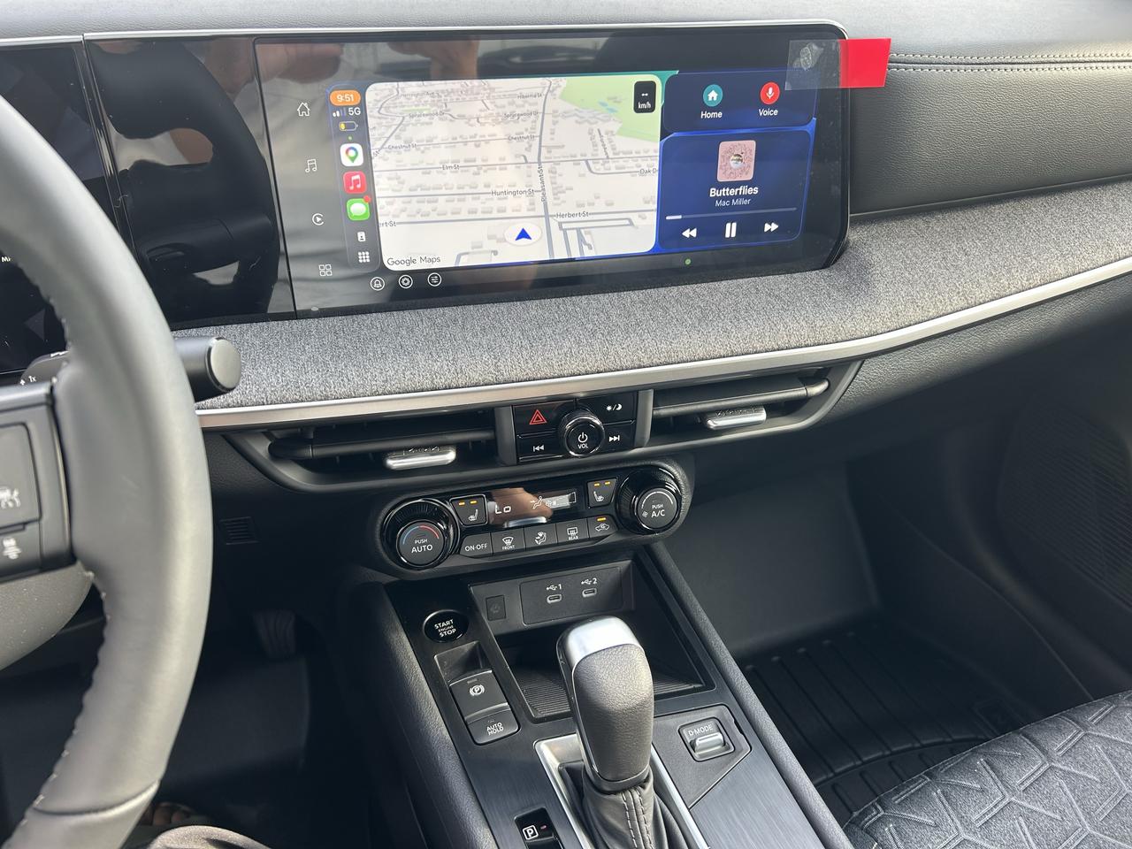 2027 Nissan Kicks SV FWD Photo