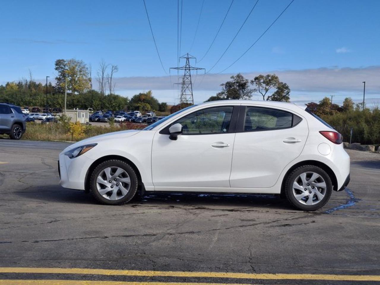 2020 Toyota Yaris Hatchback LE | 5-Speed Manual | A/C | Heated Seats | Rear Camera | Bluetooth | and More ! Photo