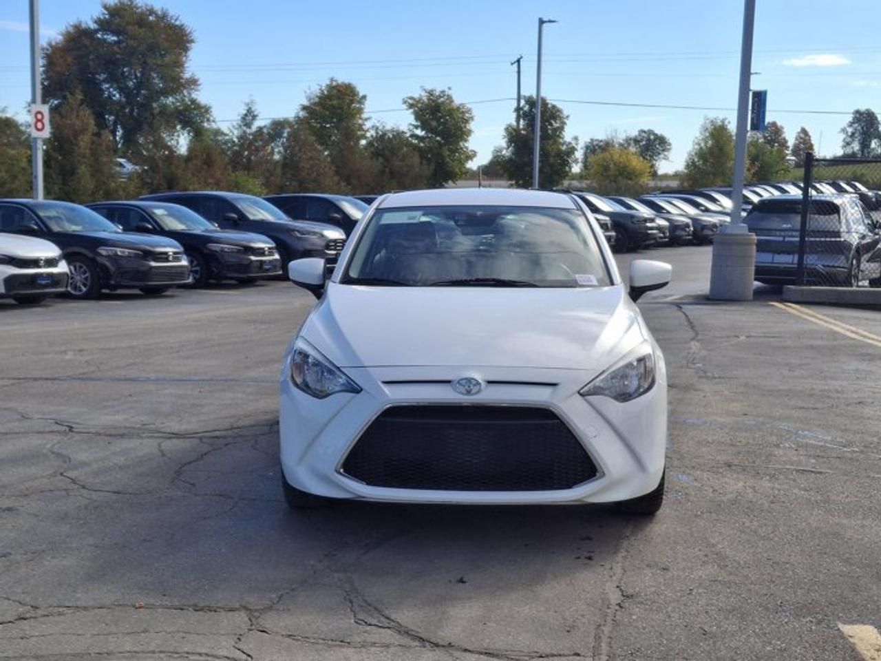 2020 Toyota Yaris Hatchback LE | 5-Speed Manual | A/C | Heated Seats | Rear Camera | Bluetooth | and More ! Photo