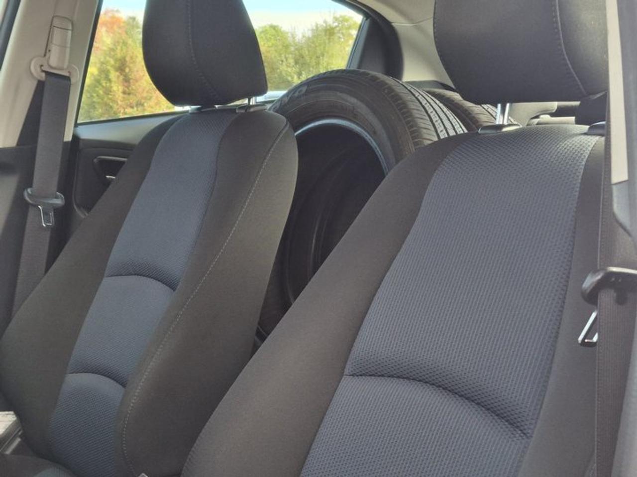 2020 Toyota Yaris Hatchback LE | 5-Speed Manual | A/C | Heated Seats | Rear Camera | Bluetooth | and More ! Photo