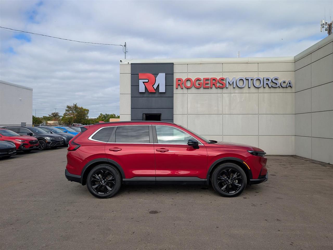 2024 Honda CR-V Hybrid TOURING AWD - SUNROOF - NAVI - TECH FEATS Photo