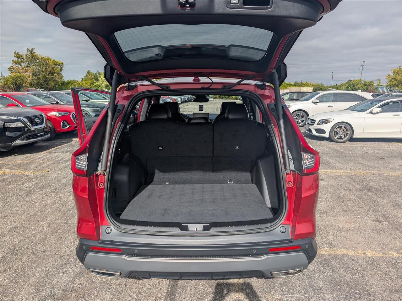 2024 Honda CR-V Hybrid TOURING AWD - SUNROOF - NAVI - TECH FEATS Photo
