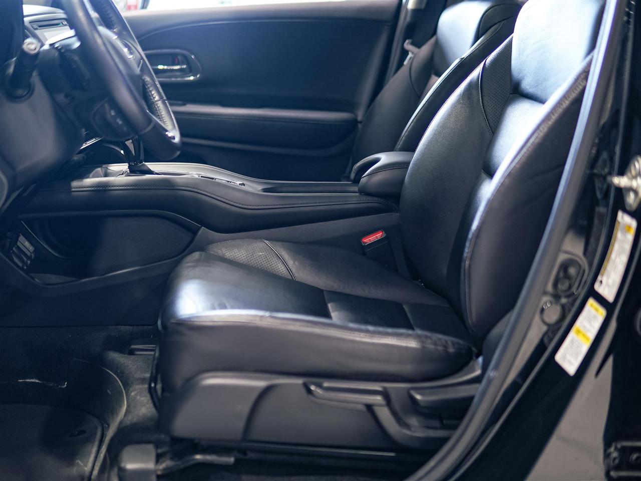 2016 Honda HR-V EX-L | NAV | LEATHER | SUNROOF | NO ACCIDENTS Photo