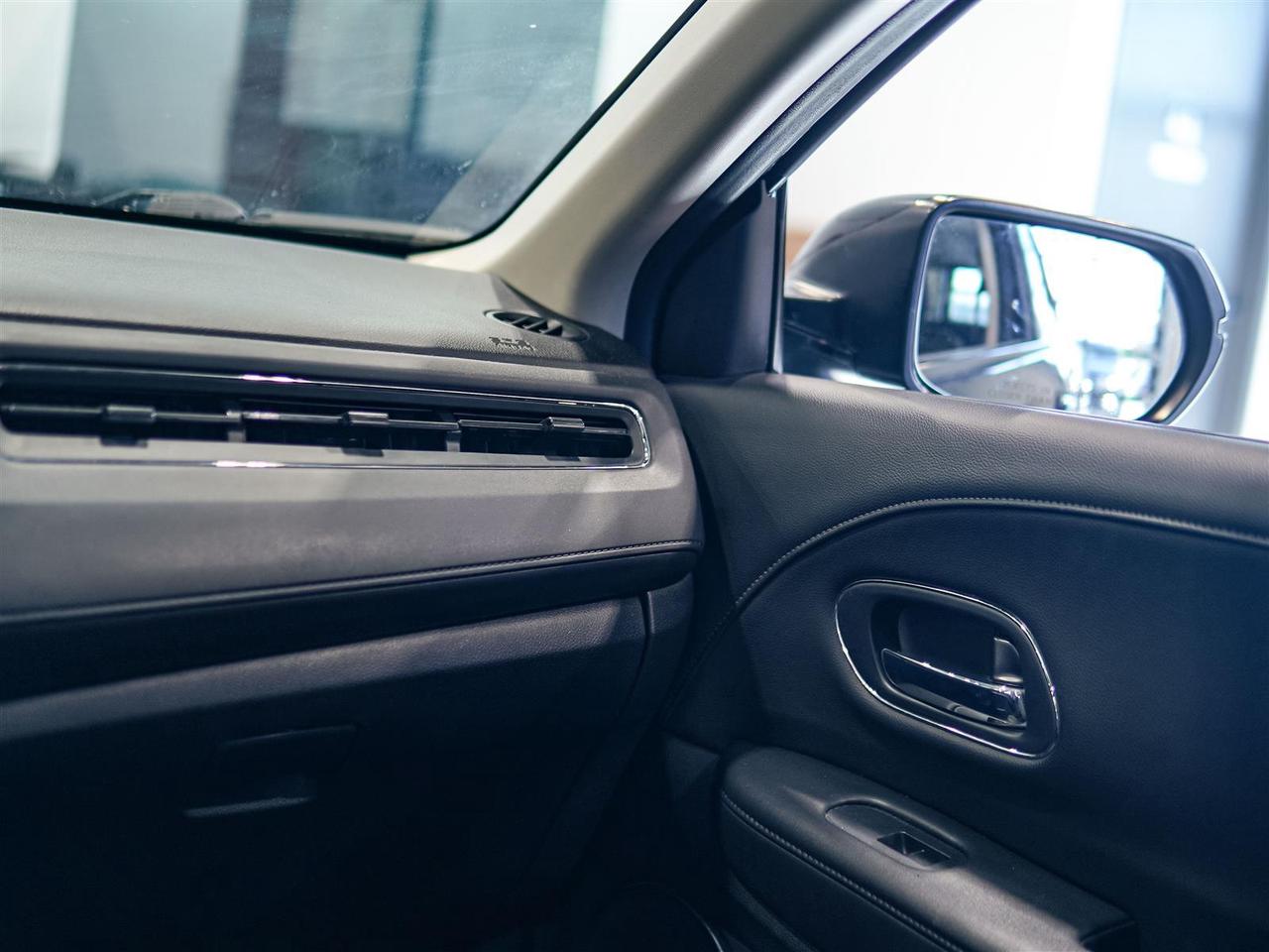 2016 Honda HR-V EX-L | NAV | LEATHER | SUNROOF | NO ACCIDENTS Photo