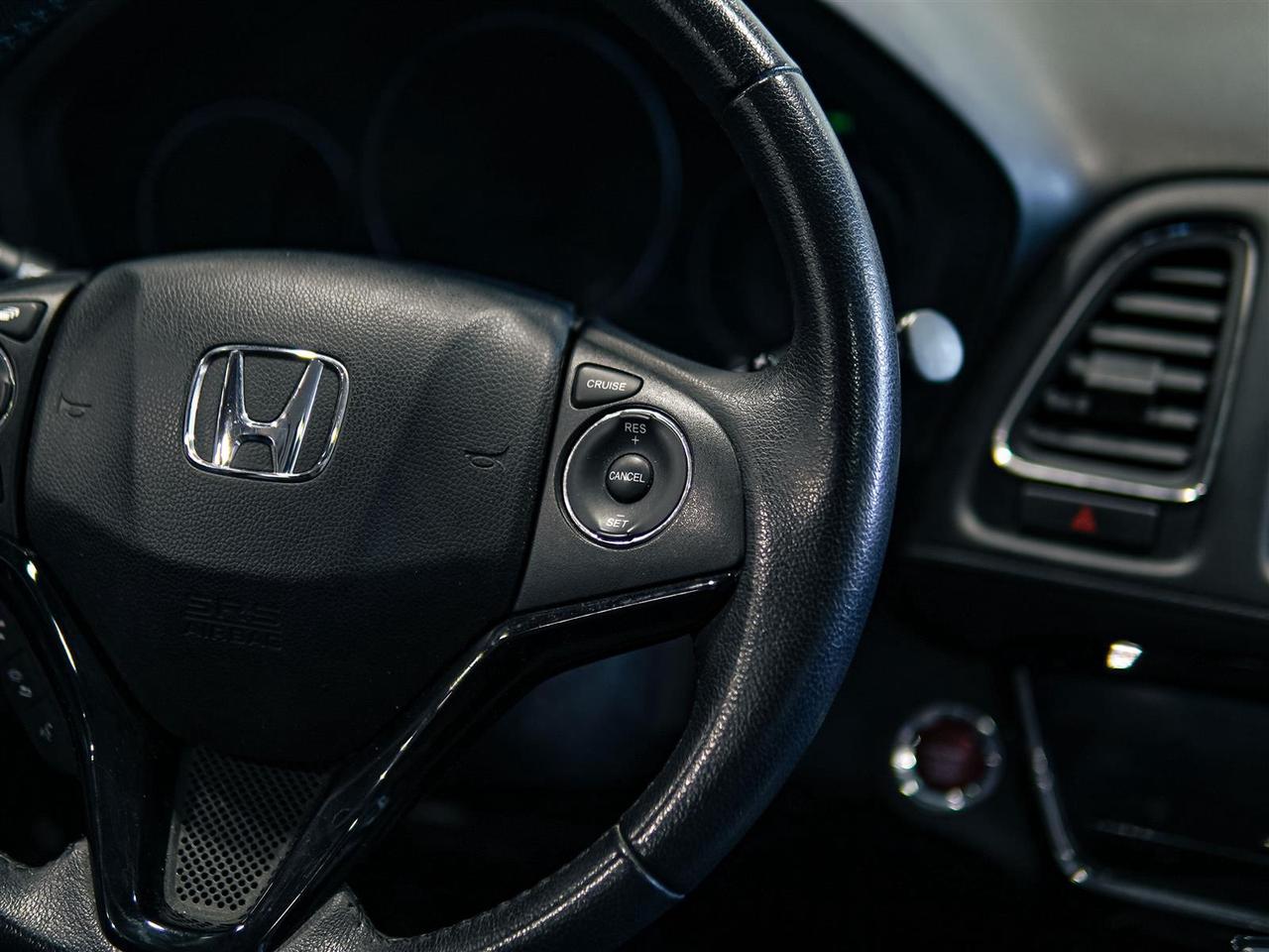 2016 Honda HR-V EX-L | NAV | LEATHER | SUNROOF | NO ACCIDENTS Photo