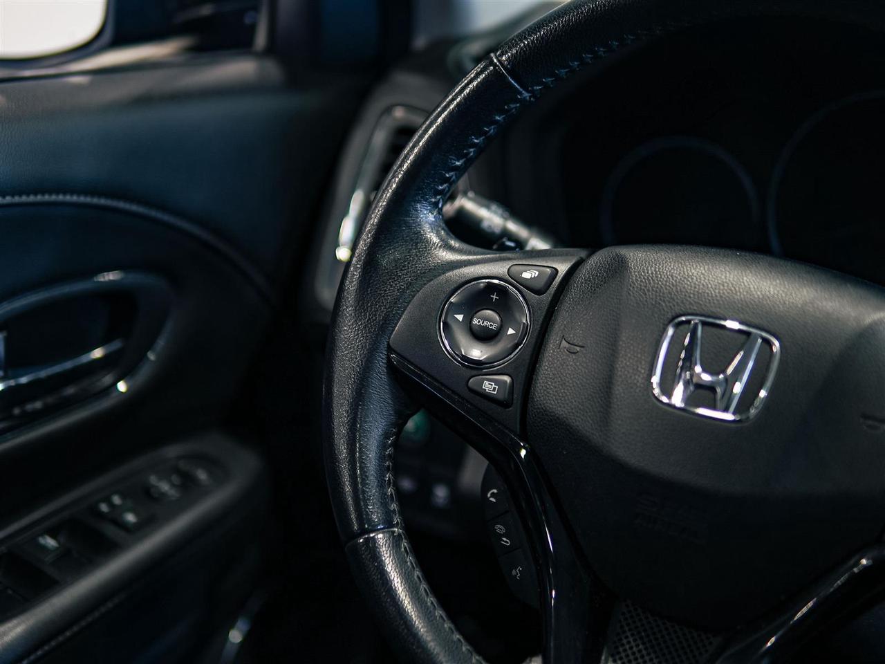 2016 Honda HR-V EX-L | NAV | LEATHER | SUNROOF | NO ACCIDENTS Photo