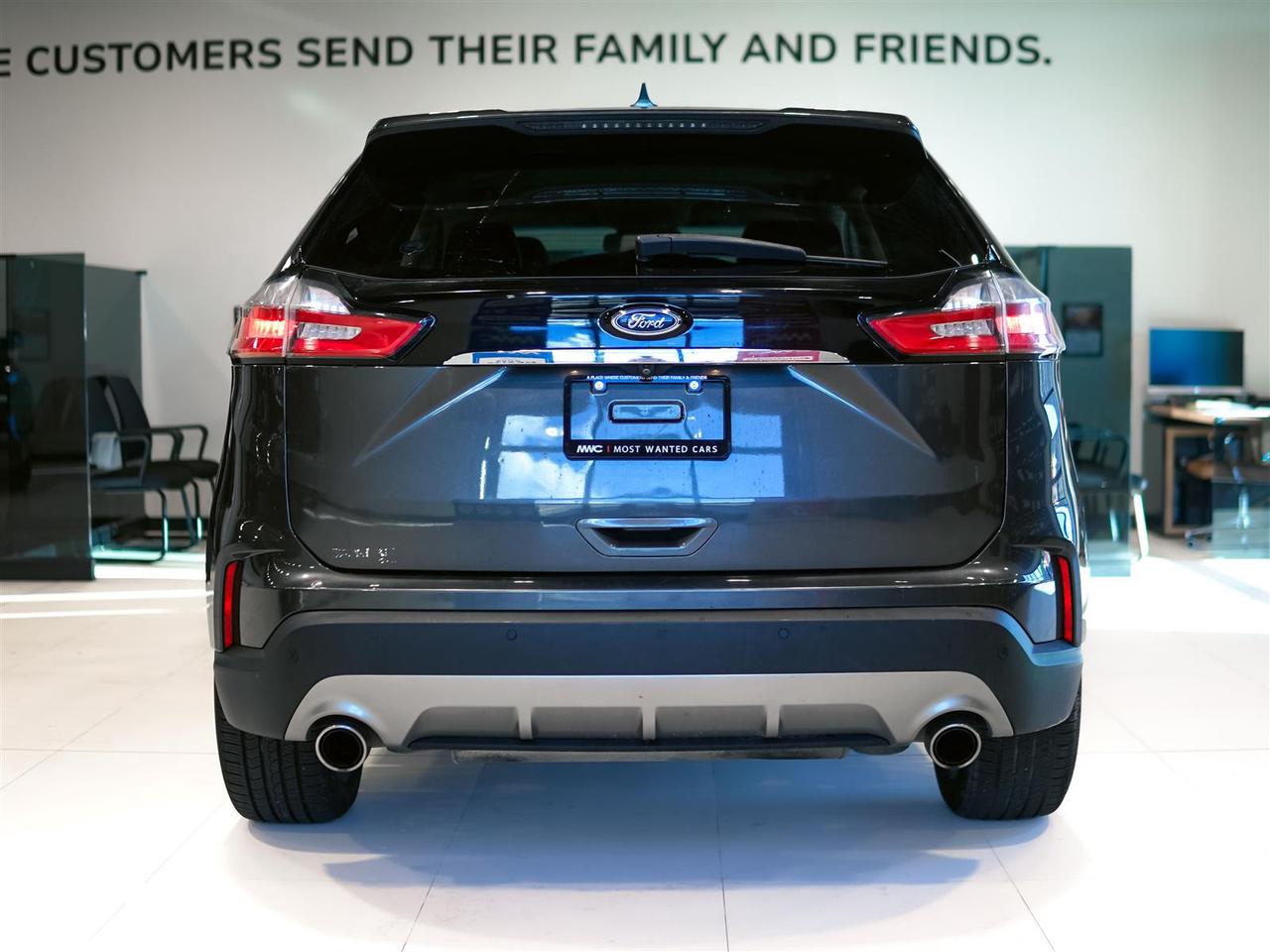 2020 Ford Edge SEL AWD | LEATHER | NAV | BLACK RIMS | NO ACCIDENTS Photo
