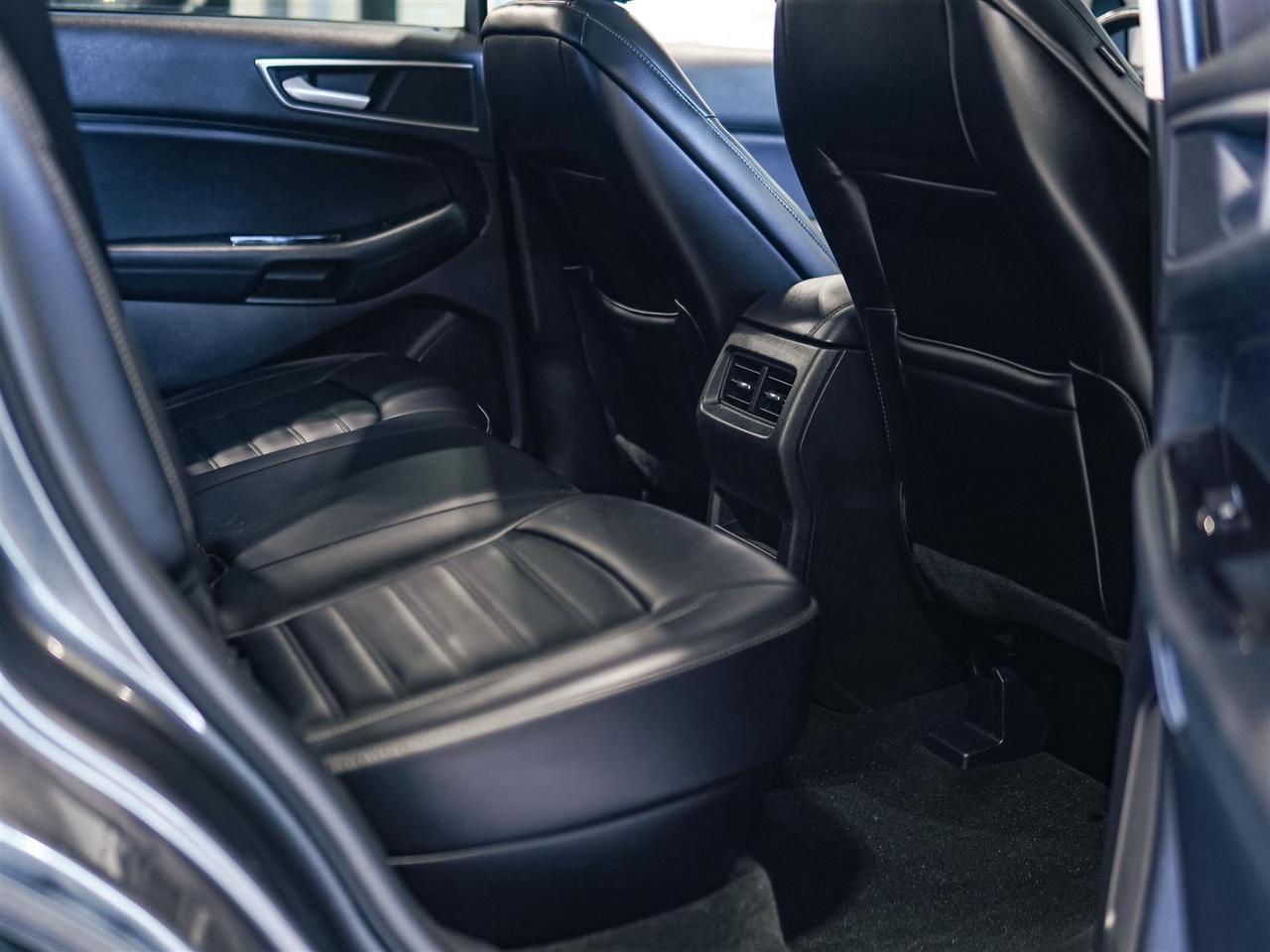 2020 Ford Edge SEL AWD | LEATHER | NAV | BLACK RIMS | NO ACCIDENTS Photo