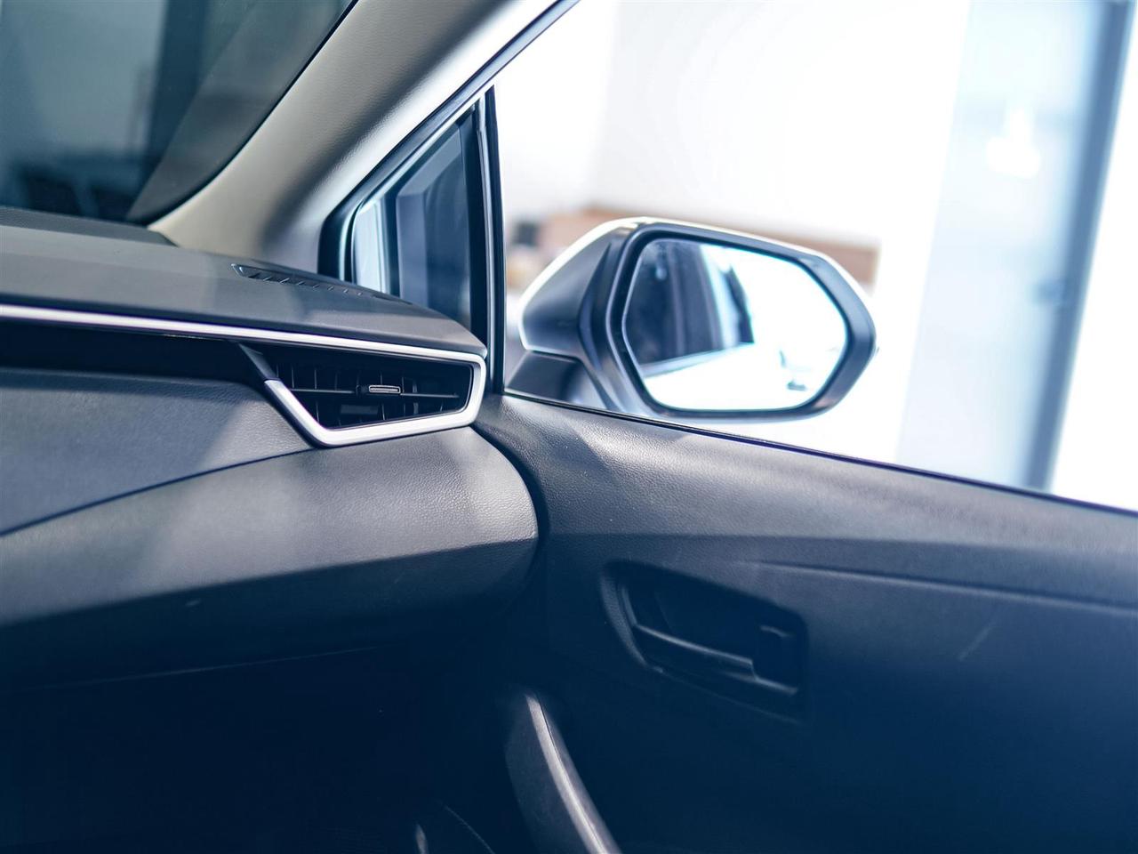 2022 Toyota Corolla LE | UPGRADE | SUNROOF | NO ACCIDENTS Photo