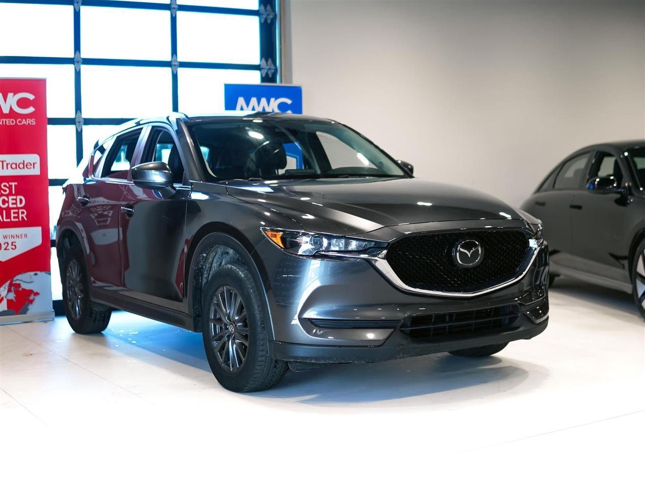 2019 Mazda CX-5 GS | LEATHER | PUSH BUTTON | NO ACCIDENTS Photo