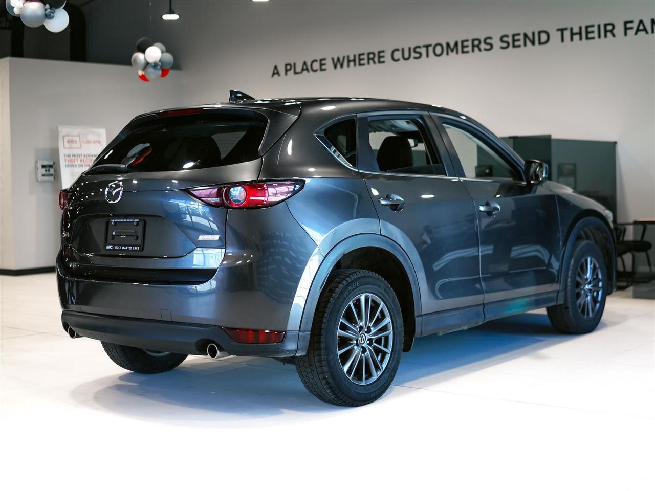 2019 Mazda CX-5 GS | LEATHER | PUSH BUTTON | NO ACCIDENTS Photo